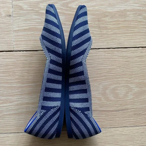 NEW Rothy’s The Point Riviera Stripe Navy and White, Size 7.5 - Picture 4 of 7